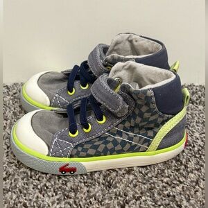 See Kai Run Toddler No Tie Sneakers Size 7c